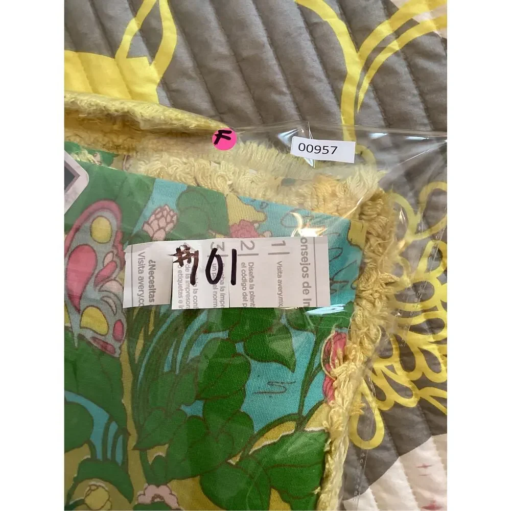 Vintage 70s Chartreuse Hot Pink Lightweight Full Size Bedspread Holly Hobbie